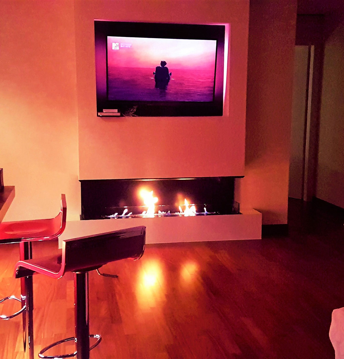 7-130cm-trifacciale-sotto-tv